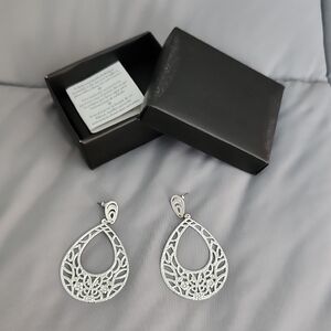 Elegant Silver Teardrop Earrings